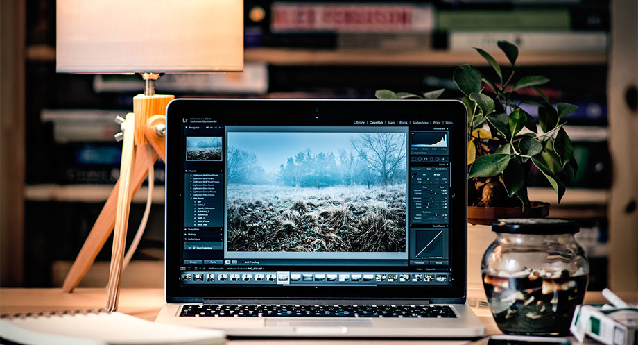 Adobe Lightroom Digitial Photo Editing Workspace